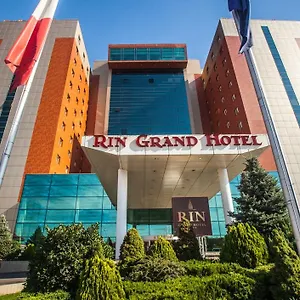 Ξενοδοχείο Rin Grand