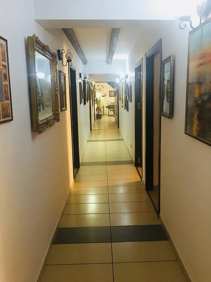 Hotel Taco Βουκουρέστι
