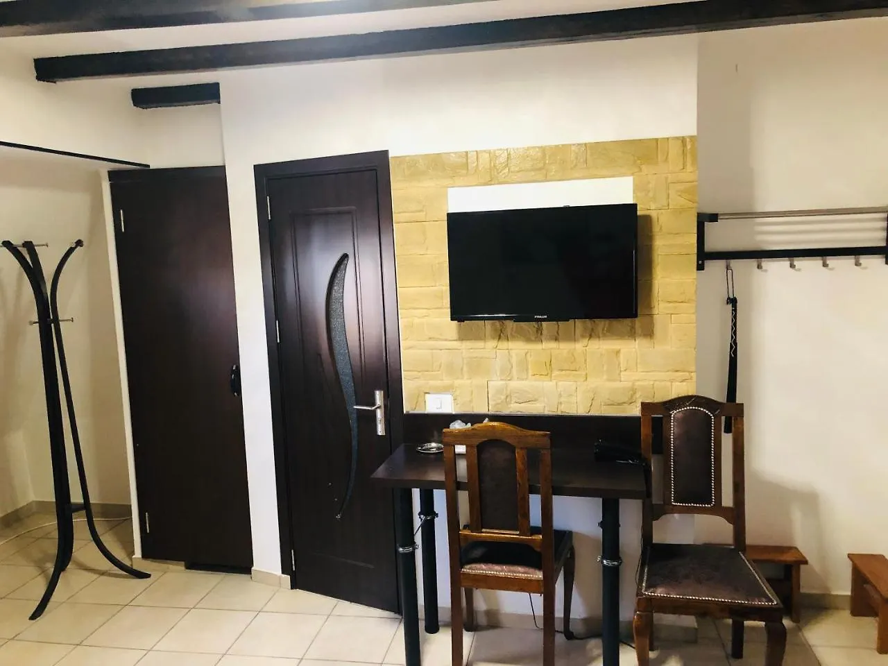 Hotel Taco 부쿠레슈티 2*,  루마니아